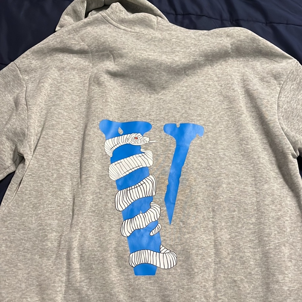 Vlone - Picture 2 of 2